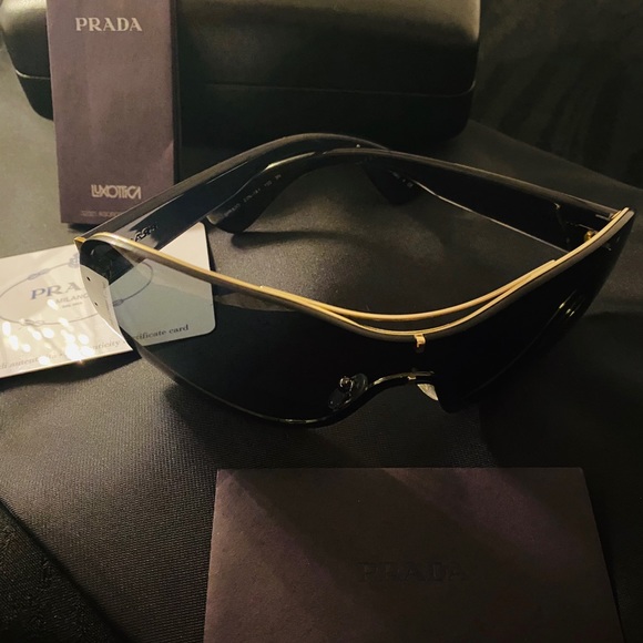 PRADA Sunglasses - Picture 2 of 8